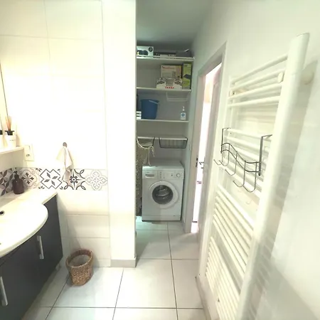 شقة Paillotte Bambou-montpellier Centre 10minutes - 35m2 Terrasse- Parking كاستيلنو-لو-ليه
