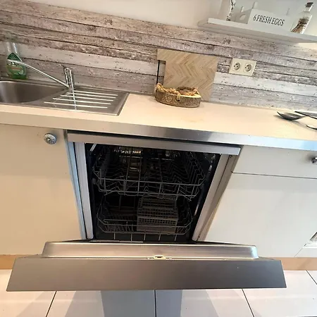 شقة Paillotte Bambou-montpellier Centre 10minutes - 35m2 Terrasse- Parking كاستيلنو-لو-ليه